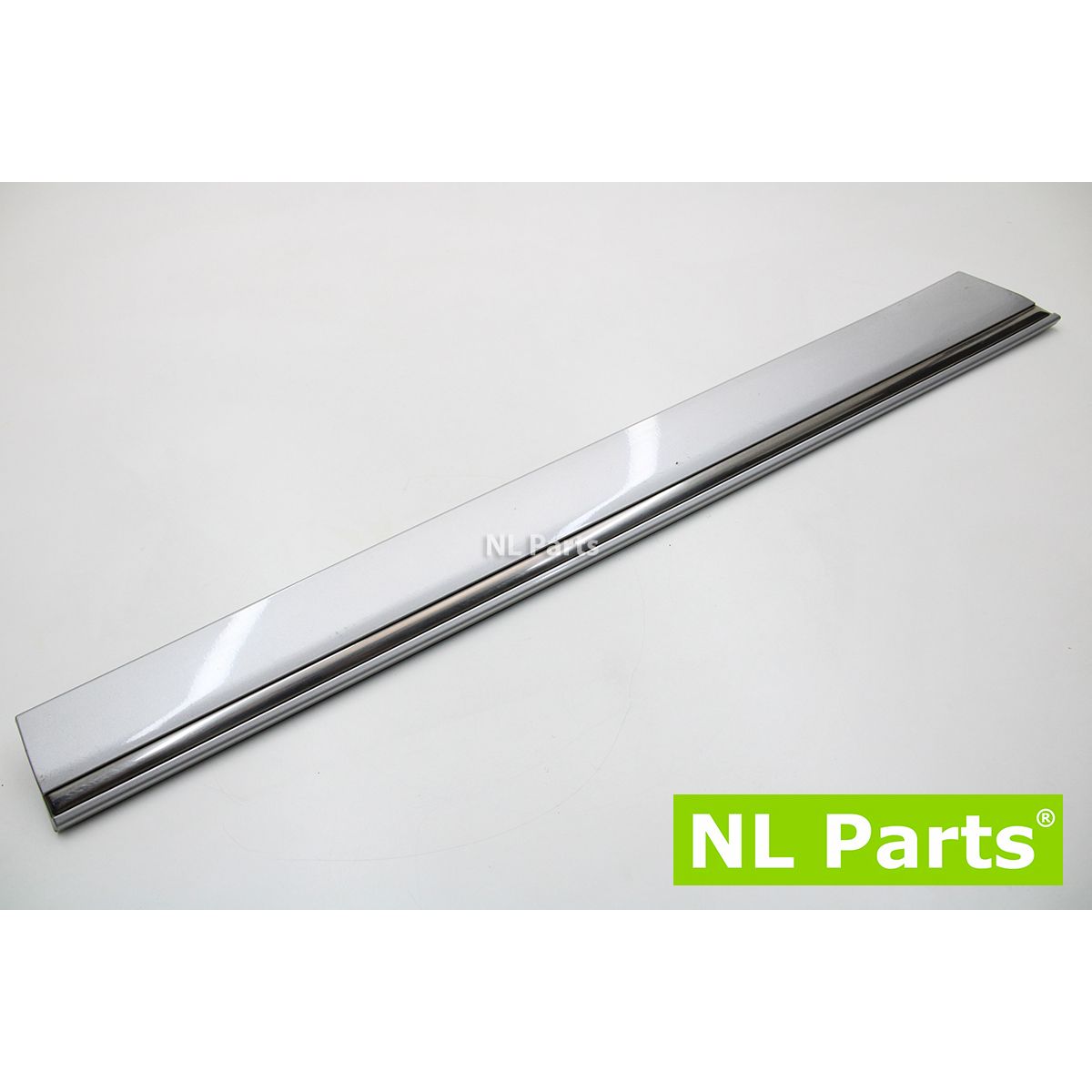 Friso da porta Mercedes Classe C W203 A2036905262